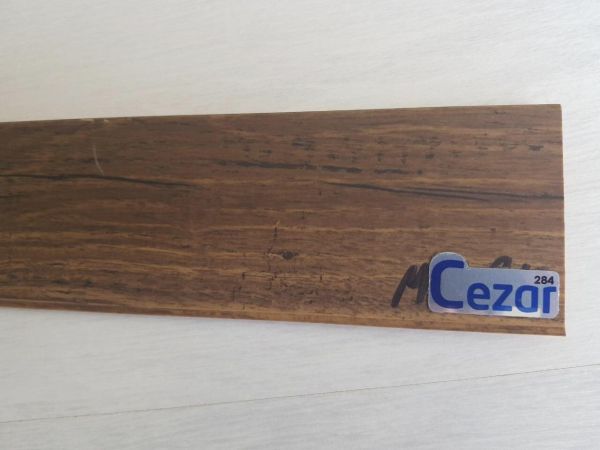 Плінтус підлоговий Цезар Cezar Hi-line Prestige 284 Дуб Леонардо